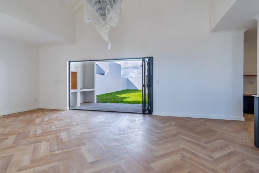 3 Bedroom Property for Sale in Sandown Western Cape